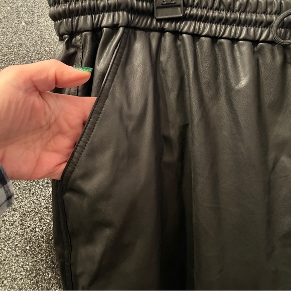 Blank NYC East Side Vibes Faux Leather Joggers - Picture 4 of 10